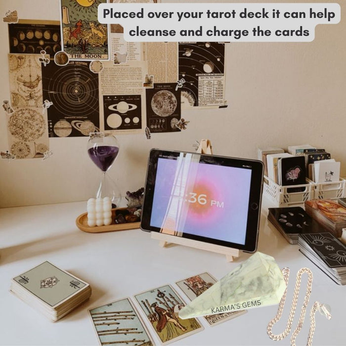 HOWLITE STONE DOWSING PENDULUM