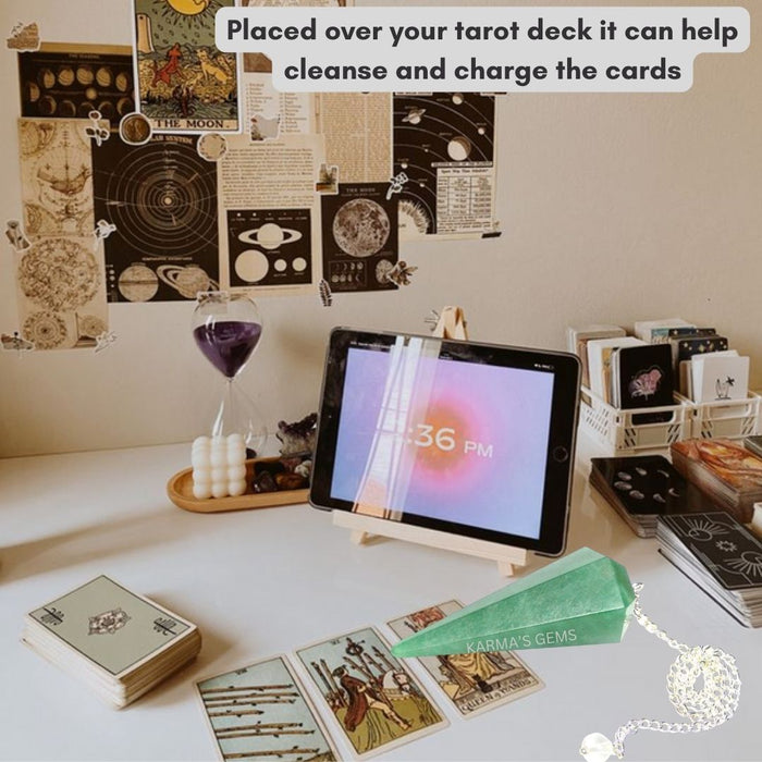 GREEN AVENTURINE STONE DOWSING PENDULUM