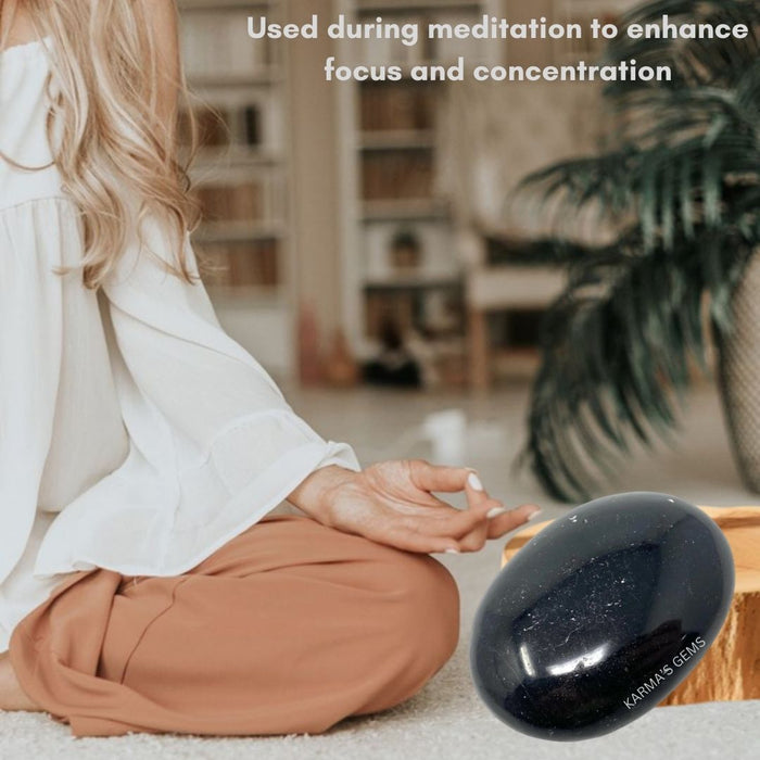 BLACK TOURMALINE PALMSTONE