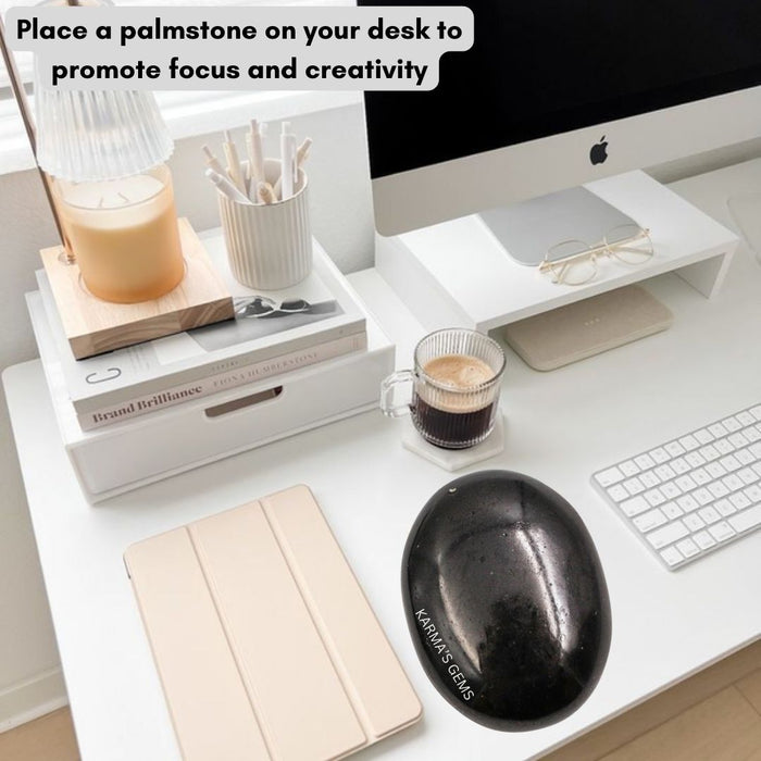 BLACK TOURMALINE PALMSTONE