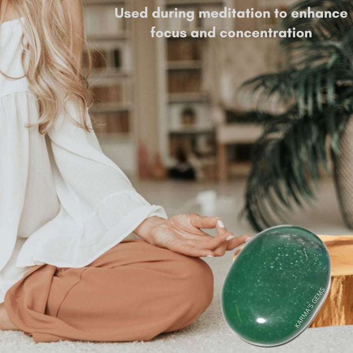 GREEN JADE PALMSTONE