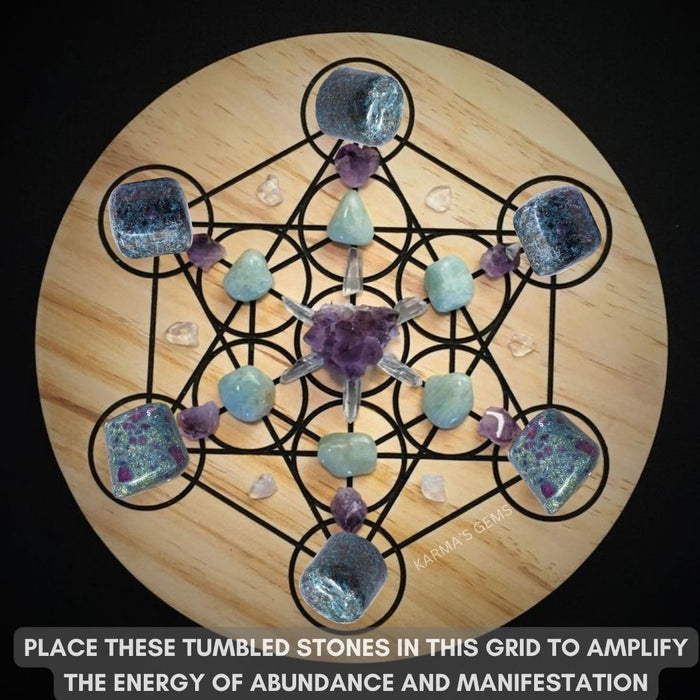 25 TO 35 MM RUBY KYANITE TUMBLED STONE