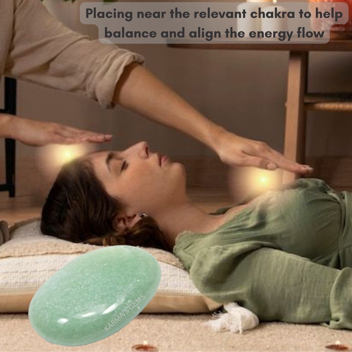 GREEN AVENTURINE PALMSTONE