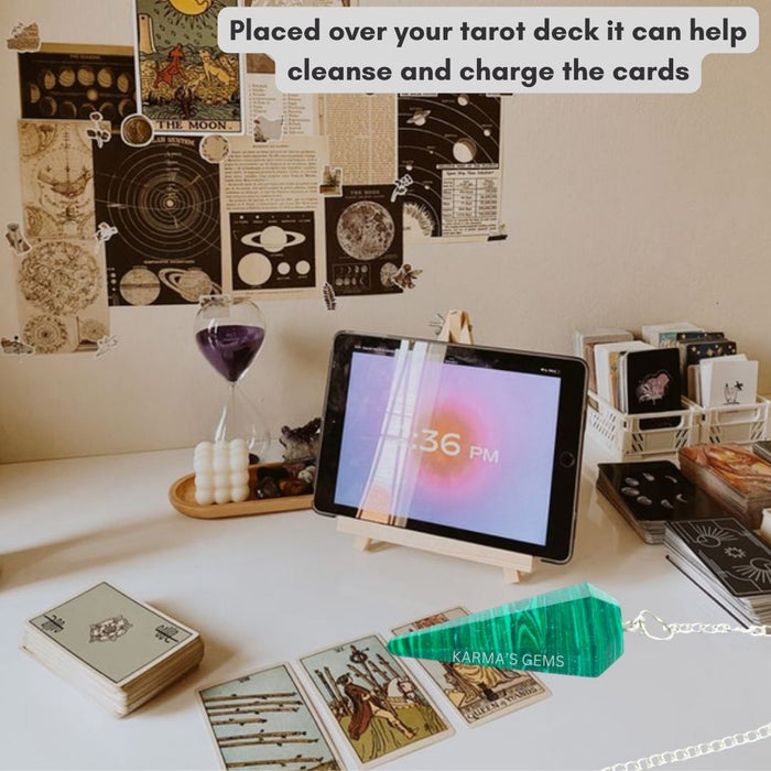 MALACHITE STONE DOWSING PENDULUM